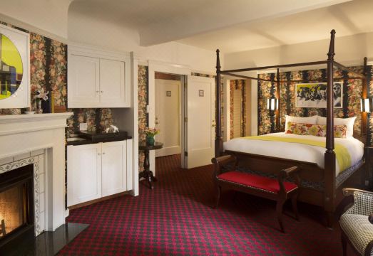 화이트 스완 인 입구