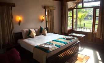 Symphony Palms Beach Resort and Spa