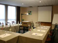The Originals City, Hôtel le Forum, Strasbourg Nord Hotels in Schiltigheim