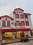 CMN Hotel & Homestay - 2 étoiles