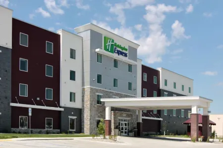 Holiday Inn Express FARGO SW - I-94 MEDICAL CENTER by IHG