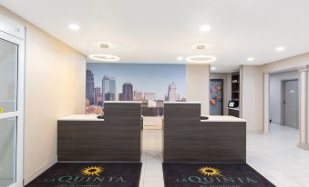 La Quinta Inn & Suites by Wyndham Blue Springs