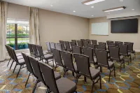 艾迪生Residence Inn 酒店