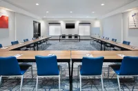 Holiday Inn Express & Suites Duncan فنادق في دنكان