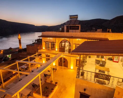 TÜRKMEN KONAĞI HALFETI BUTİK OTEL RESTORANT Halfeti otelleri