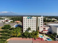 Gamma Colima Garden - parking