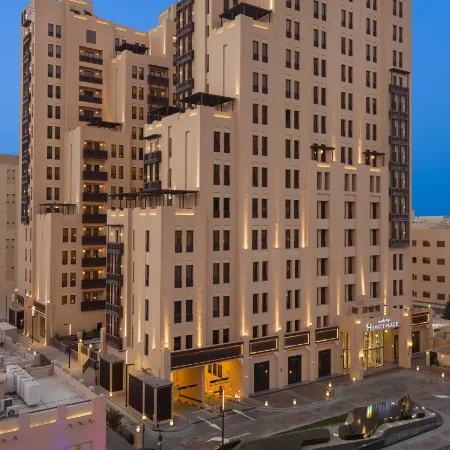 Hyatt Place Dubai Wasl District Residences Отели рядом с достопримечательностью «Станция метро Union»