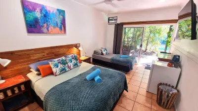 Rainforest Motel