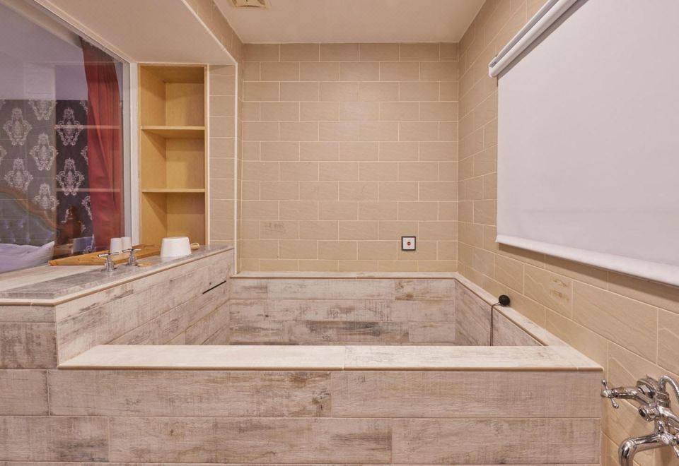 쿄쿠스이 핫스프링 호텔