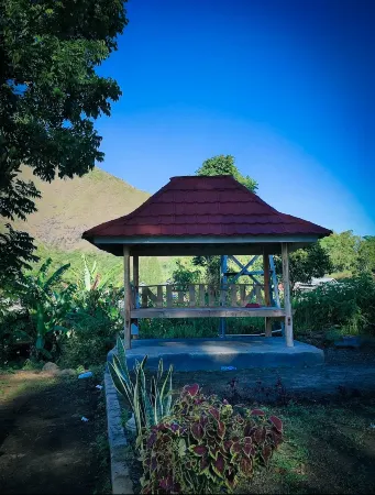 Nyampon Bungalow Отели рядом с достопримечательностью «Бакит Селонг»