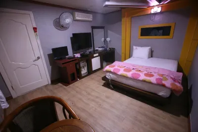 K Motel Hoteles en Nam-gu
