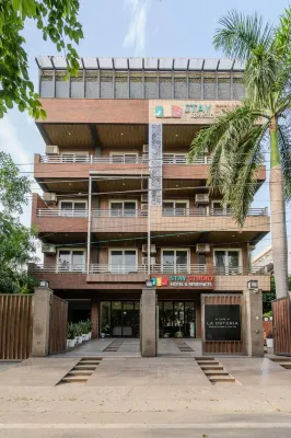 Stay Studio Hotel & Residences