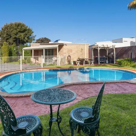 Bayview Motel