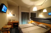 Maniatis Hotel - Mountain View