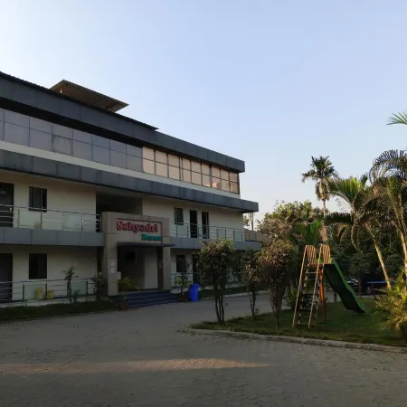 Hotel Sahyadri