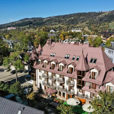 Krupówki 40 Hotels near Polana Szymoszkowa