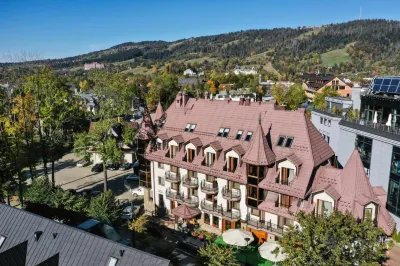 Krupówki 40 Hotels near Polana Szymoszkowa