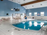 Quality Inn Schenectady - Albany - Pools