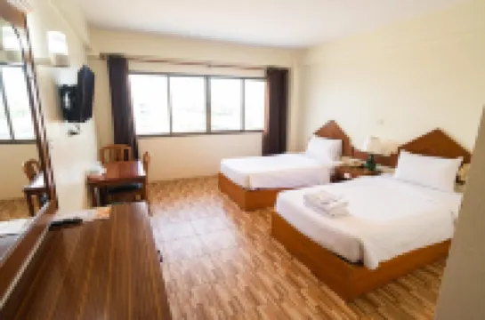 River Hotel The Budget Hotel a Nakhon Pathom