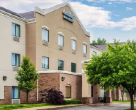 Comfort Inn & Suites St Louis-O'Fallon Hotels in O'Fallon Township
