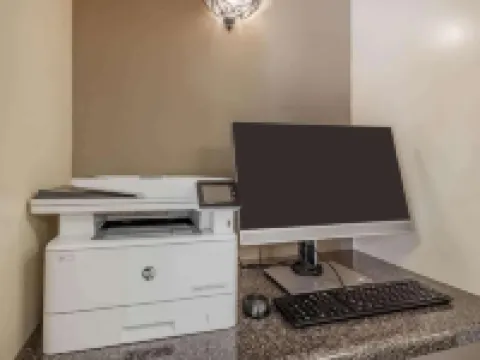 Sonesta Simply Suites Salt Lake City Airport Hotels in Salt Lake City