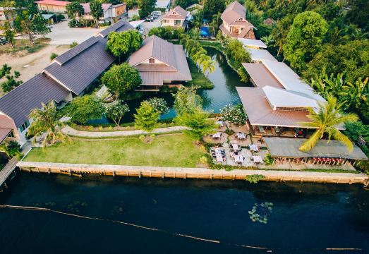 3. 굿 타임 리조트..