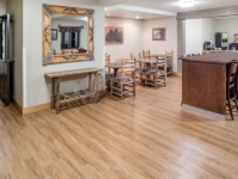 Super 8 by Wyndham Kalispell Glacier National Park Hotels in Kalispell