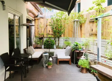 GONGGAN Residence Hotel Отели рядом с достопримечательностью «Коджедо»