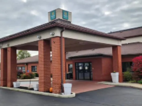 Quality Inn Hotels in Corning