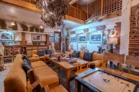 The Divine Hima Hotels in Hodal