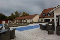 Kosta Lodge - Pools