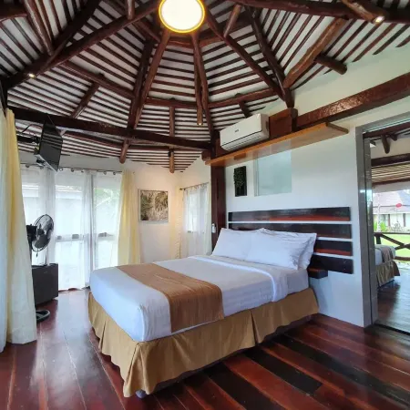 Caluwayan Palm Island Resort & Restaurant Hotels in Samar