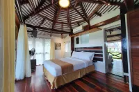 Caluwayan Palm Island Resort & Restaurant