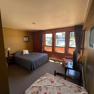 Bellevue Manor Guest House - Housity