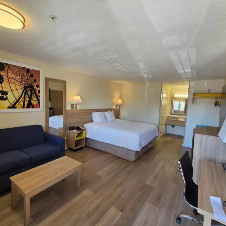 Days Inn by Wyndham Alhambra CA