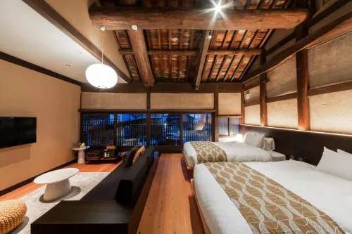 鞆の浦 潮待ちホテル TOMONOURA SHIOMACHI HOTEL - 駐車場