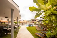 Amalia Center - Mountain view