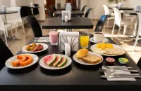 Hotel Casa Galvez - موقف سيارات