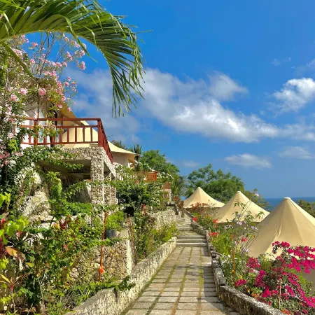 Insense Mountain Resort