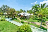 Palm Beach Resort & Spa - parking