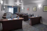 Holiday Inn Express & Suites Coeur D Alene I-90 Exit 11 Hotels in Post Falls