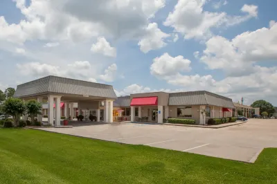 Ramada by Wyndham New Iberia Các khách sạn ở New Iberia