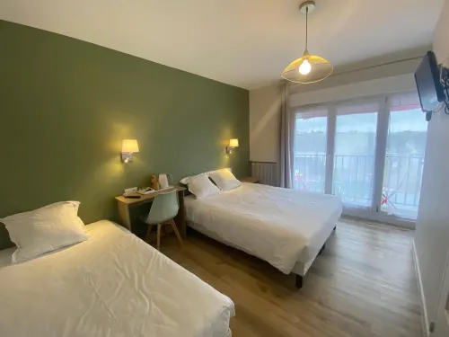 Hotel de Bretagne Hotels in Ernée