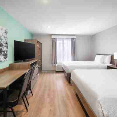 Echo Suites Richmond West - Extended Stay by Wyndham Rooms