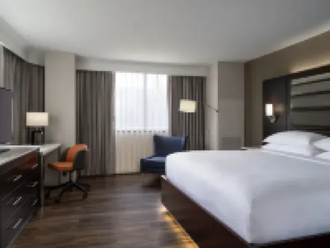 Delta Hotels Jacksonville Deerwood Hotels in Jacksonville