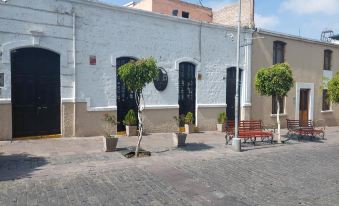 Lonko Hostel