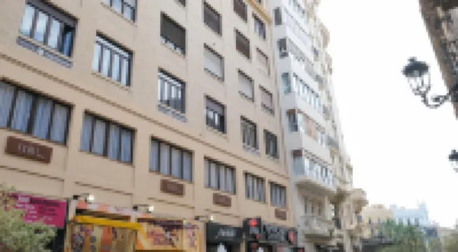 Hostal Tartessos Hotels near Plaza del Ayuntamiento