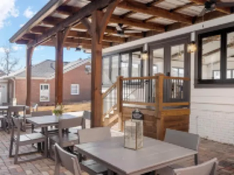27 on Park Boutique Hotel & Venue Hotels in Lumpkin County