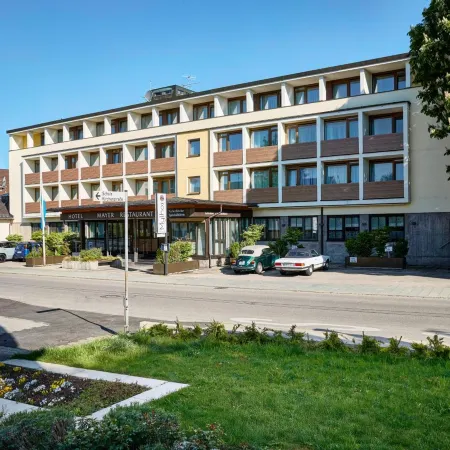Hotel Mayer Отели рядом с достопримечательностью «Железнодорожный вокзал Мюнхен-Фрайхам»