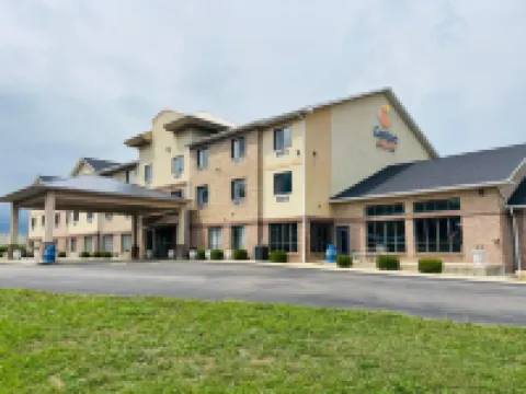 Comfort Suites Plymouth Near US-30
